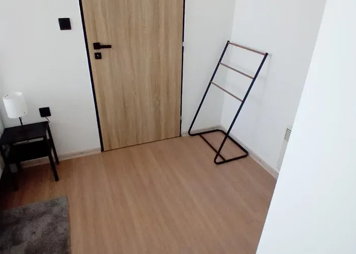 Nahoře *